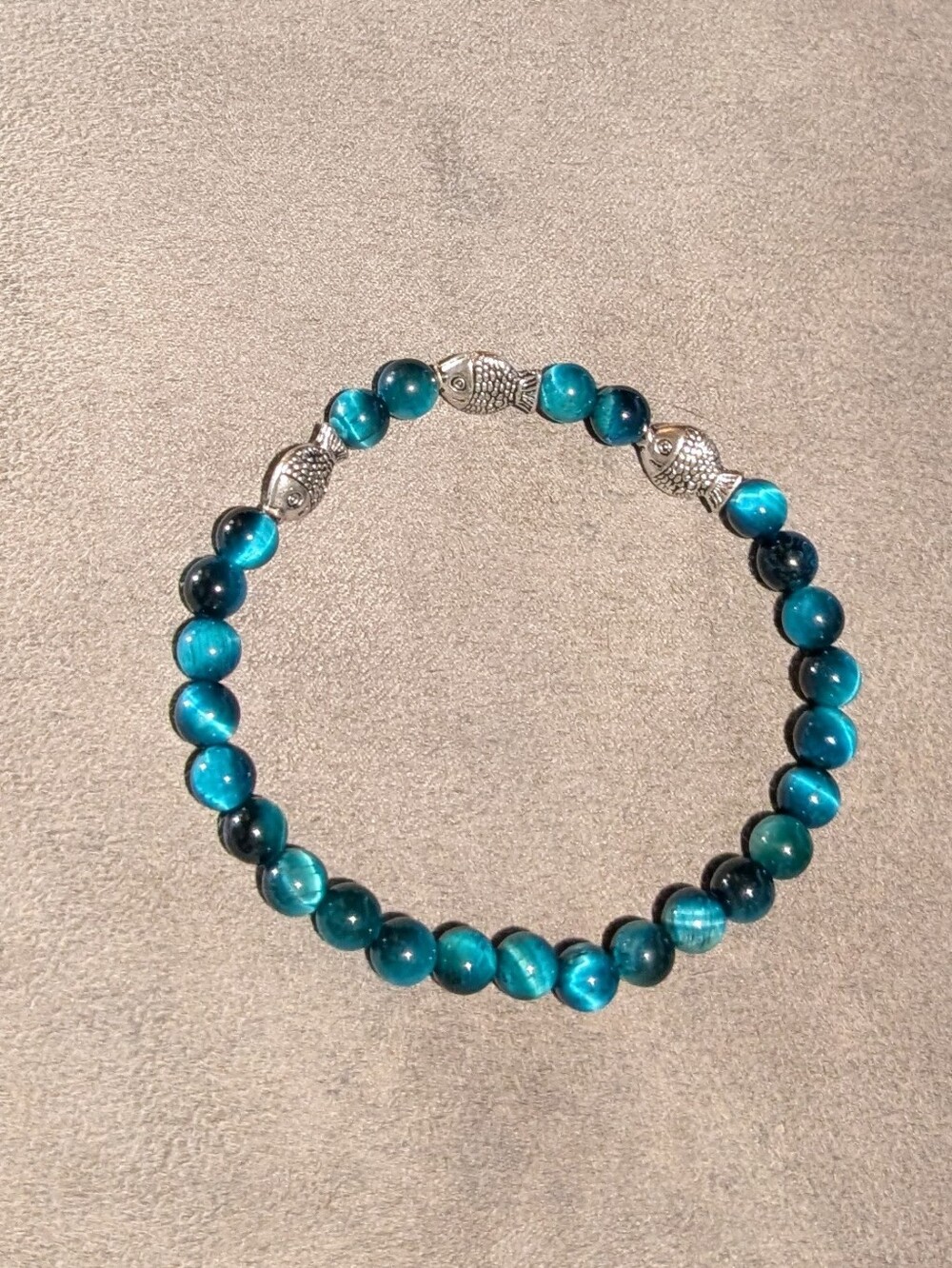 Teal Tigers Eye with Fish Accents Stretch Bracelet - Picture 6 of 8